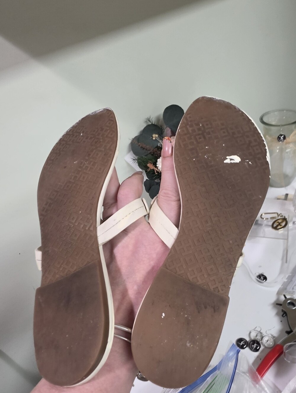 Tory Burch Cream Miller Metal-Logo Thong Sandals *upcycled* Ivory 7 - Picture 7 of 9